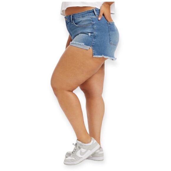 NEW Good American GOOD CURVE SHORT Shorts Women’s Plus Size 24 - Picture 3 of 13